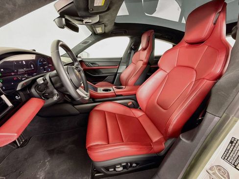 Certified 2022 Porsche Taycan GTS AWD/4WD image 5
