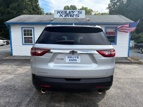 Used 2019 Chevrolet Traverse LT FWD image 5