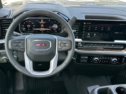 Used 2026 GMC Sierra 1500 Elevation image 12
