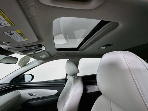Used 2023 Hyundai Tucson SEL w/ Convenience Package AWD/4WD image 19