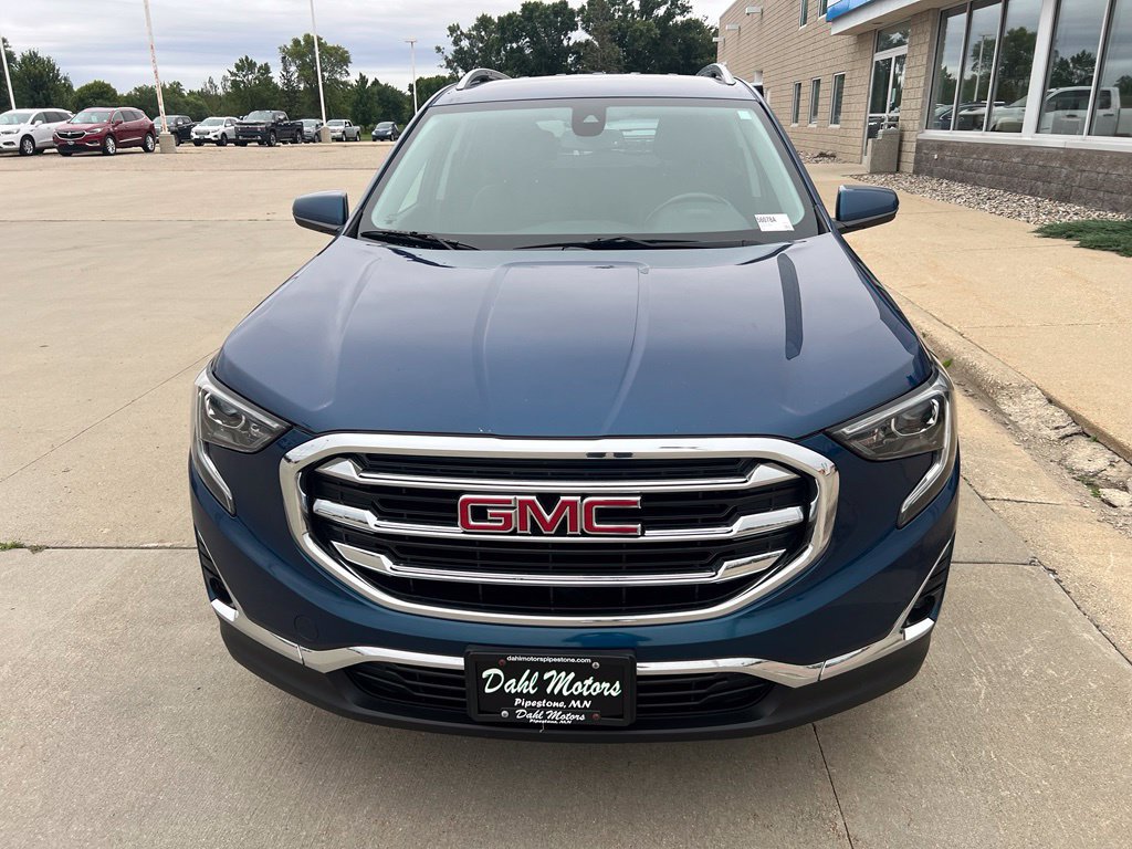 Used 2020 GMC Terrain SLT w/ Preferred Package AWD/4WD image 3
