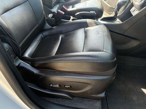 Used 2014 Buick Encore Premium AWD/4WD image 33