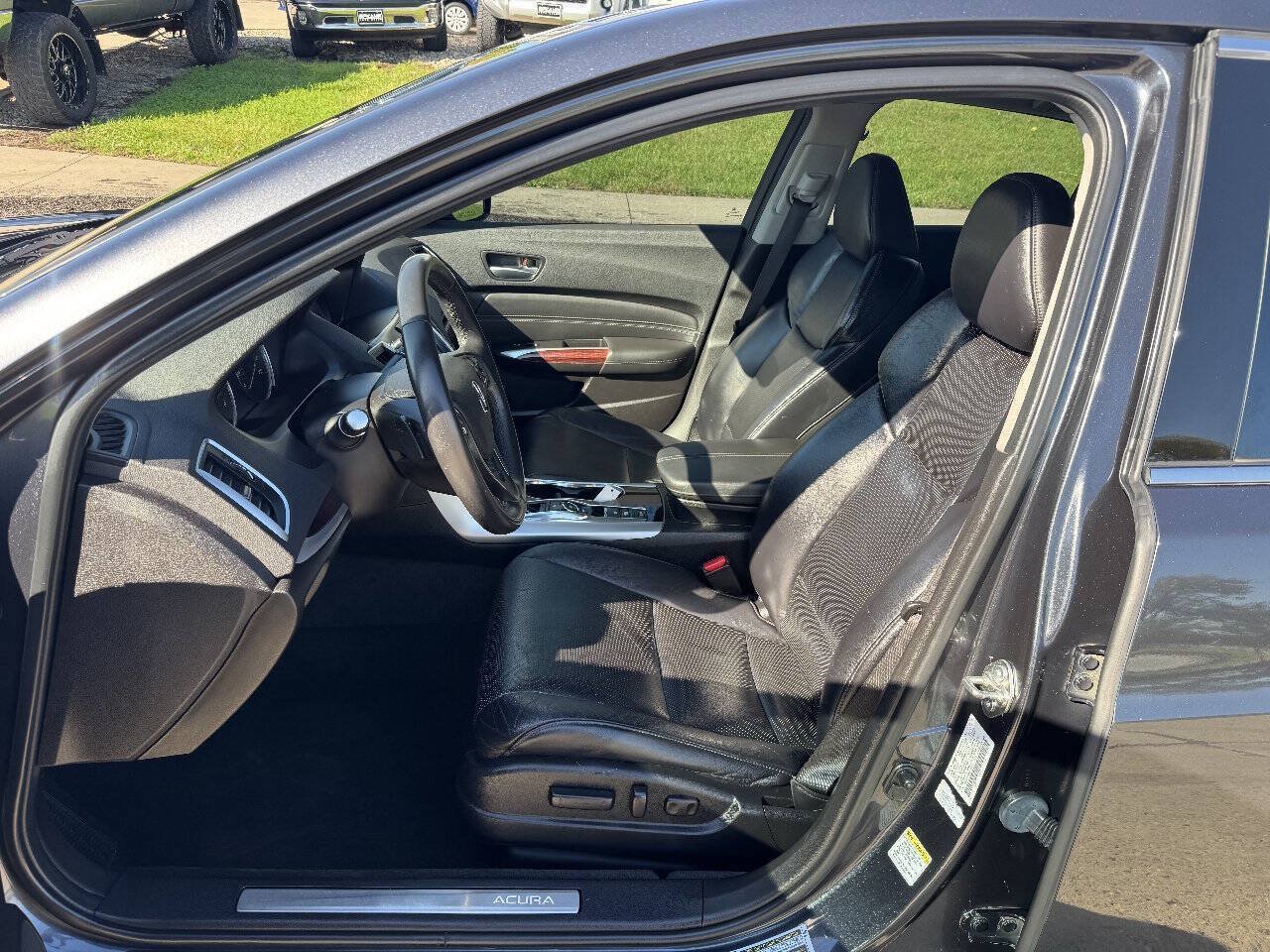 Used 2016 Acura TLX w/ Technology Package AWD/4WD image 11