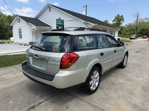 Used 2007 Subaru Outback 2.5i AWD/4WD image 7