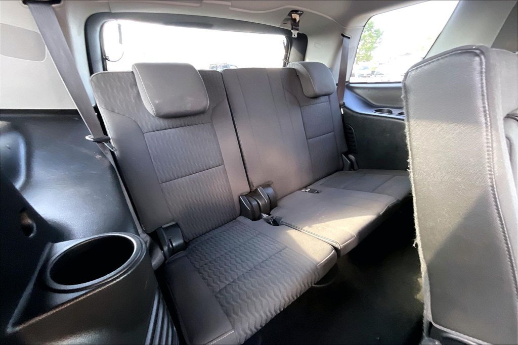 Used 2017 GMC Yukon SLE AWD/4WD image 25