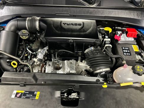 Used 2025 Jeep Compass Limited image 26