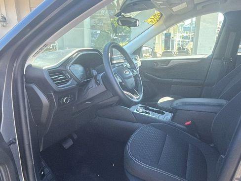 Used 2024 Ford Escape Active AWD/4WD image 30
