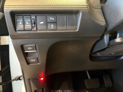 New 2026 Honda Odyssey Elite image 14