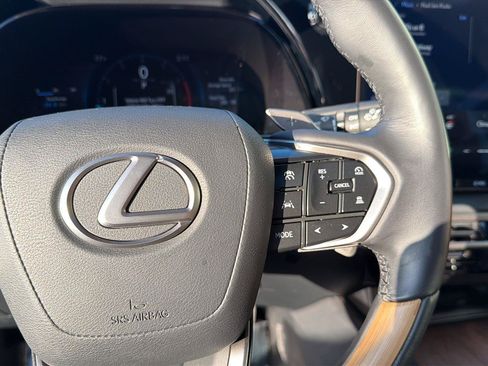 Certified 2026 Lexus RX 350 Premium w/ Accessory Package (Z1) FWD image 22