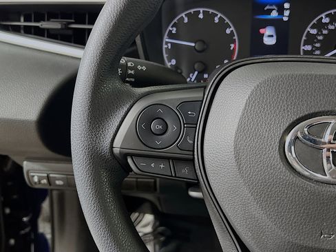 Used 2023 Toyota Corolla LE FWD image 19