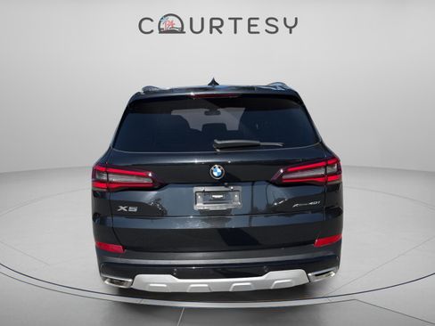 Used 2023 BMW X5 xDrive40i w/ Premium Package image 7