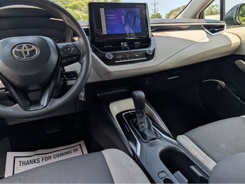 Used 2024 Toyota Corolla LE FWD image 23