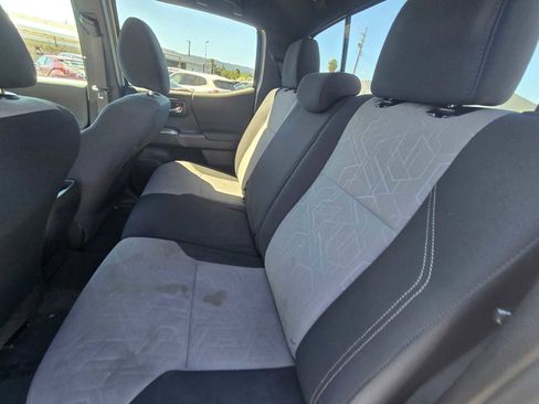 Used 2023 Toyota Tacoma TRD Sport w/ Advanced Technology Package image 19