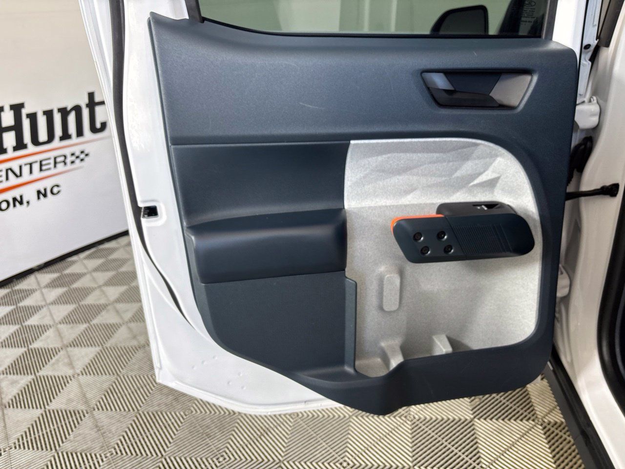 Used 2022 Ford Maverick XLT FWD image 24