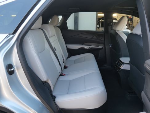 Used 2024 Lexus RX 350 Premium image 12