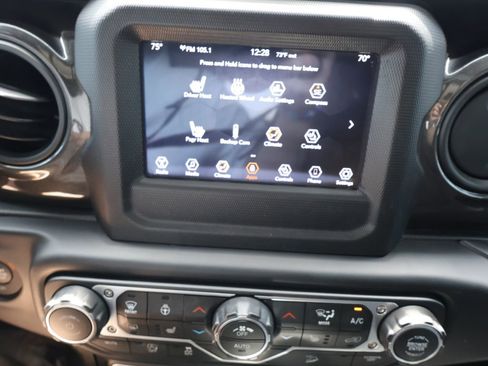 Used 2019 Jeep Wrangler Unlimited Sport AWD/4WD image 20