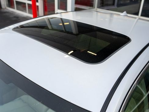 Used 2015 INFINITI Q50 Premium w/ Navigation Package image 11