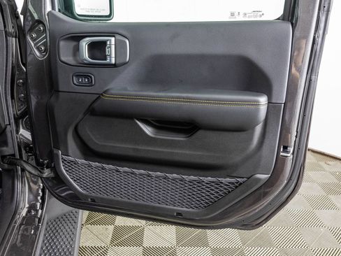 New 2027 Jeep Wrangler Unlimited Sahara AWD/4WD image 42
