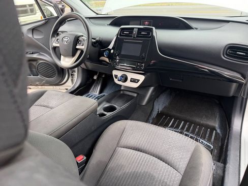 Used 2018 Toyota Prius Two w/ Prius Two Safety Plus Package image 27