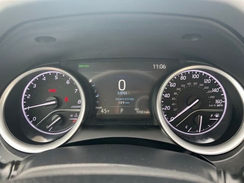 Used 2023 Toyota Camry XLE FWD image 12