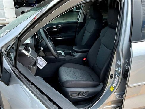 New 2025 Toyota RAV4 XLE image 16