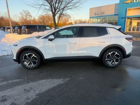 New 2026 Chevrolet Equinox EV LT FWD image 6