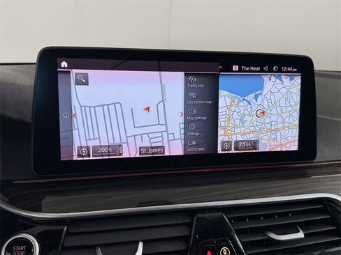 Used 2023 BMW 530i xDrive w/ Premium Package image 26