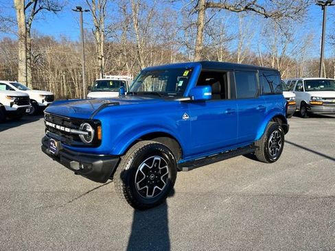 Certified 2024 Ford Bronco Outer Banks AWD/4WD image 2
