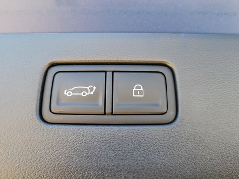 New 2026 Hyundai Ioniq 9 SE AWD/4WD image 10