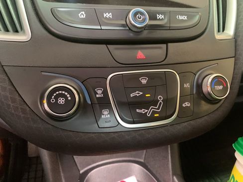 Used 2019 Chevrolet Malibu LS FWD image 18