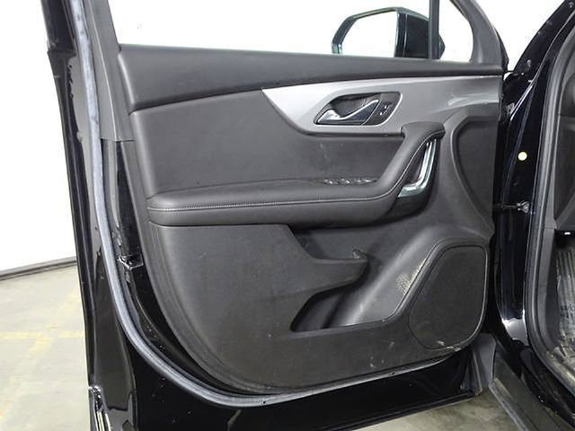 Used 2022 Chevrolet Blazer LT FWD image 14