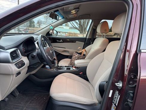 Certified 2020 Kia Sorento S image 12