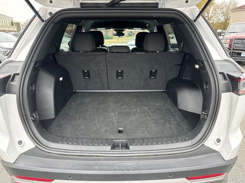 Certified 2025 Chevrolet Equinox LT image 18