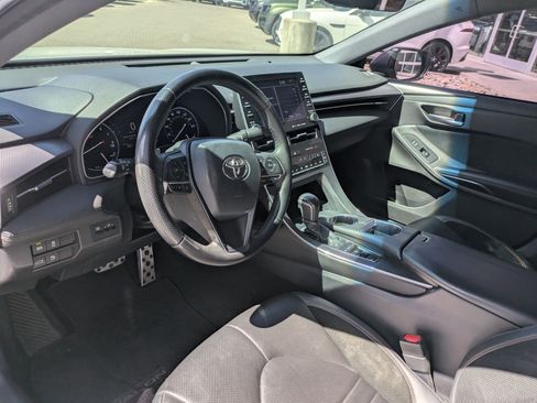 Used 2019 Toyota Avalon XSE w/ Carpet Mat Package FWD image 14