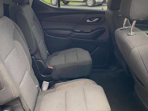 Used 2020 Chevrolet Traverse LT AWD/4WD image 27