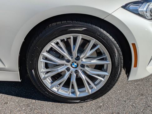 Used 2023 BMW 330i 330i w/ Driving Assistance Package image 11