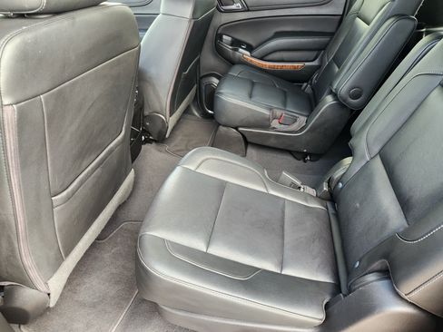 Used 2019 Chevrolet Suburban Premier AWD/4WD image 31