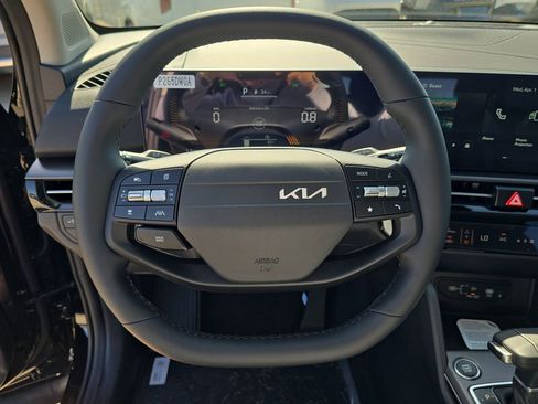 New 2026 Kia Sportage EX image 29