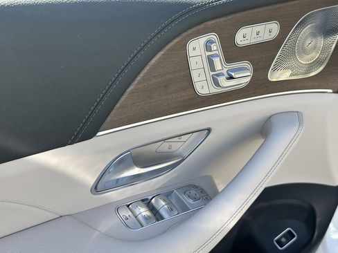 New 2026 Mercedes-Benz GLS 450 4MATIC image 12