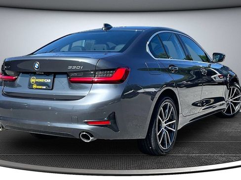 Used 2019 BMW 330i xDrive Sedan w/ Driving Assistance Package AWD/4WD image 6