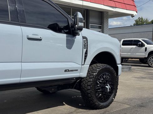 Used 2024 Ford F350 King Ranch AWD/4WD image 10