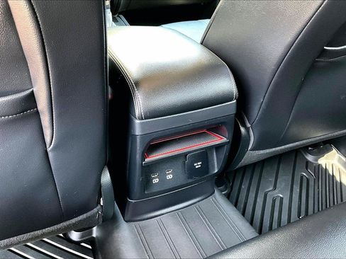 Used 2019 Ford Ranger Lariat w/ Black Appearance Package AWD/4WD image 11