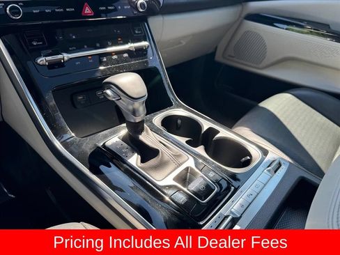 Used 2024 Kia Carnival SX Prestige FWD image 23