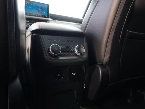 Used 2025 Ford Explorer ST w/ Sun And Sound Package AWD/4WD image 29