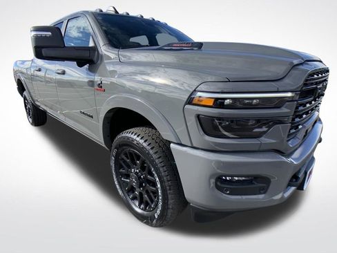 New 2026 RAM 2500 Limited AWD/4WD image 7