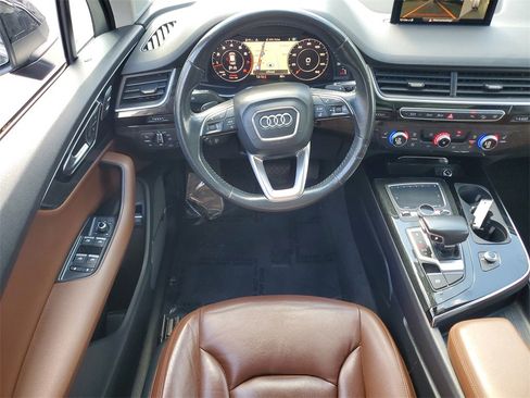 Used 2019 Audi Q7 3.0T Premium Plus w/ Premium Plus Package image 16