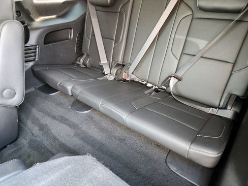 Used 2018 Chevrolet Tahoe Premier AWD/4WD image 10