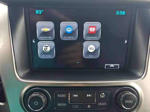 Used 2020 Chevrolet Tahoe LT w/ Luxury Package RWD image 23