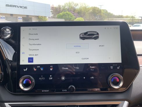 Used 2025 Lexus RX 350 Premium w/ Accessory Package (Z1) image 24