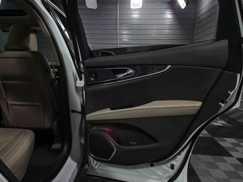 Used 2021 Lincoln Nautilus Reserve image 38